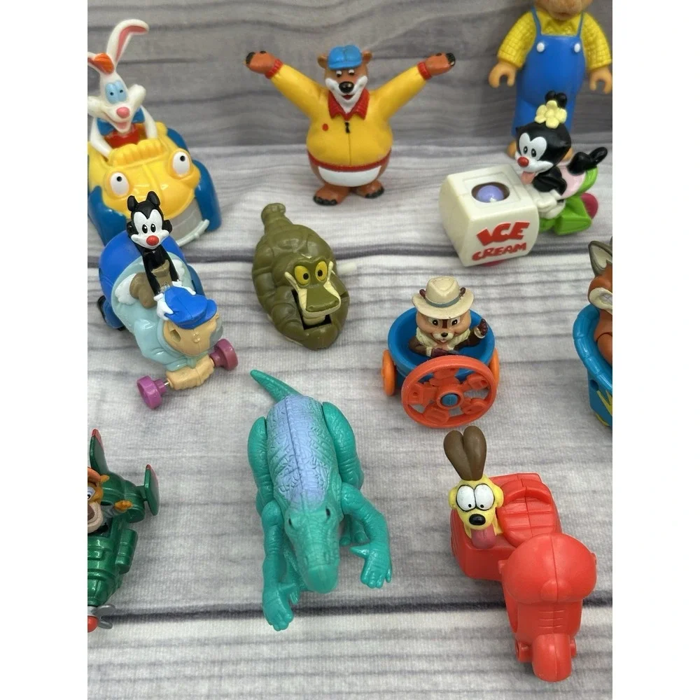 VINTAGE 80'S  90'S MCDONALD'S HAPPY MEAL TOYS - KISSYFUR BERENSTAIN BEARS ‎ *24